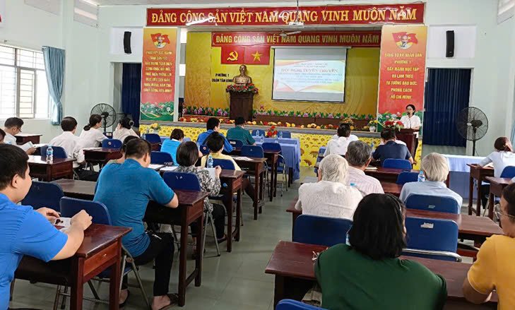 PHƯỜNG 1 HƯỞNG ỨNG NGÀY THẾ GIỚI PHÒNG, CHỐNG HIV/AIDS (01/12/2024)