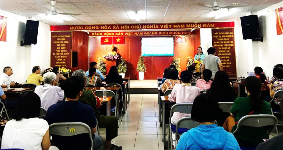 PHƯỜNG 12 TỔ CHỨC HỌP MẠNG LƯỚI CỘNG TÁC VIÊN  SỨC KHỎE CỘNG ĐỒNG QUÝ I NĂM 2025