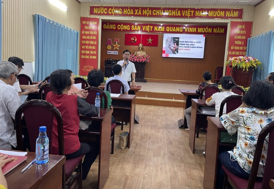 PHƯỜNG 11 TỔ CHỨC HỌP GIAO BAN MẠNG LƯỚI CỘNG TÁC VIÊN SỨC KHỎE CỘNG ĐỒNG QUÝ I NĂM 2025