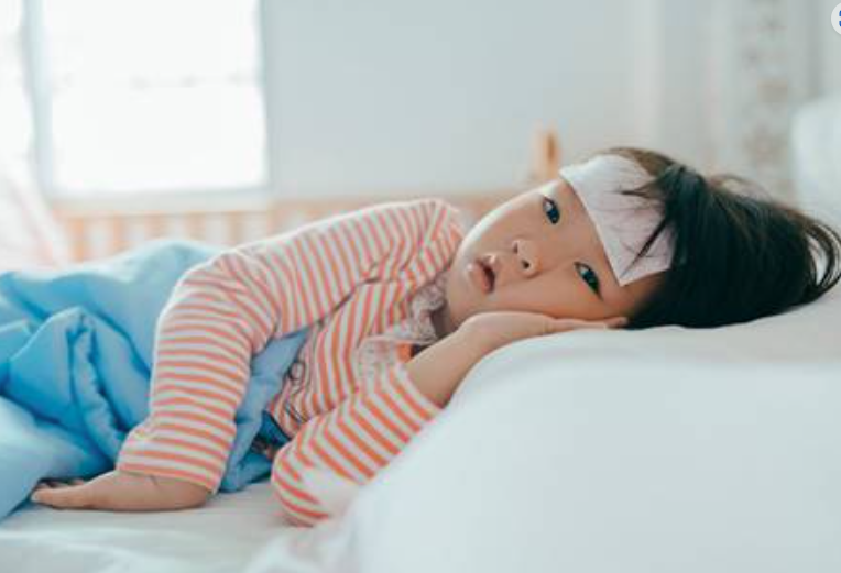 Hướng dẫn chăm sóc bệnh nhân sốt xuất huyết tại nhà