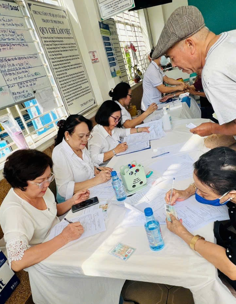 PHƯỜNG 15 TRIỂN KHAI  KHÁM SỨC KHỎE NGƯỜI CAO TUỔI NĂM 2025