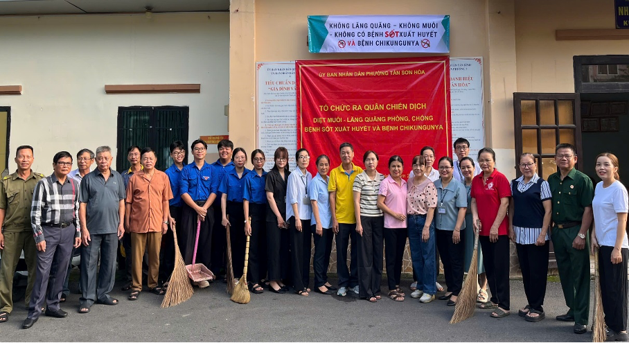 PHƯỜNG TÂN SƠN HOÀ PHÁT ĐỘNG CHIẾN DỊCH DIỆT MUỖI - LĂNG QUĂNG  PHÒNG, CHỐNG BỆNH SỐT XUẤT HUYẾT DENGUE VÀ CHIKUNGUNYA