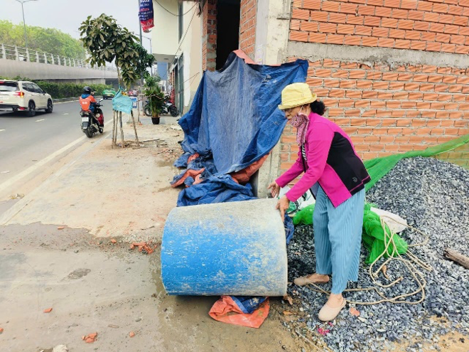 CỘNG TÁC VIÊN SỨC KHỎE CỘNG ĐỒNG BÁM SÁT TÌNH HÌNH DỊCH BỆNH TRÊN ĐỊA BÀN PHƯỜNG TÂN BÌNH