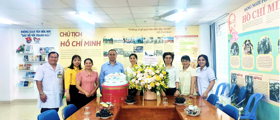 ỦY BAN NHÂN DÂN PHƯỜNG TÂN BÌNH, CÁC BAN NGÀNH ĐOÀN THỂ CHÚC MỪNG TRẠM Y TẾ NHÂN KỶ NIỆM 71 NĂM NGÀY THẦY THUỐC VIỆT NAM (27/02/1955 – 27/02/2026)