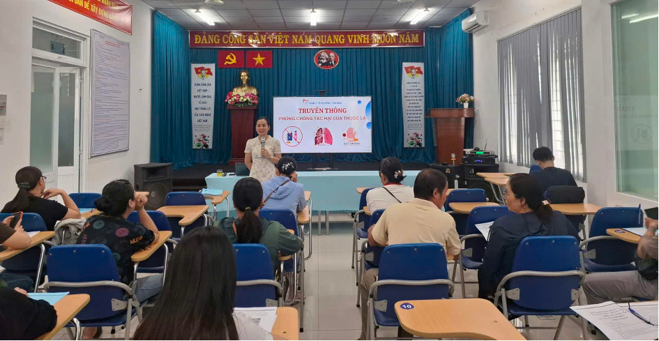 PHƯỜNG TÂN BÌNH TỔ CHỨC TRUYỀN THÔNG PHÒNG, CHỐNG TÁC HẠI CỦA THUỐC LÁ CHO NGƯỜI DÂN TRÊN ĐỊA BÀN