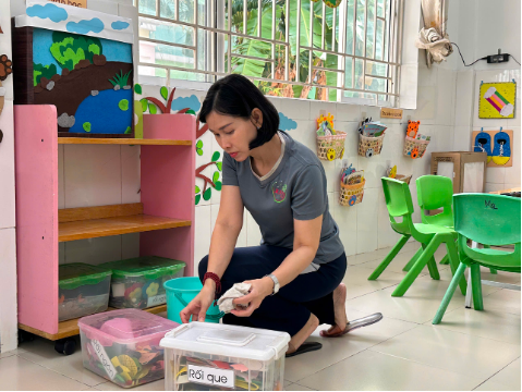 PHƯỜNG TÂN BÌNH QUYẾT LIỆT TRIỂN KHAI CÁC BIỆN PHÁP KIỂM SOÁT Ổ DỊCH TAY CHÂN MIỆNG TẠI TRƯỜNG MẦM NON 13