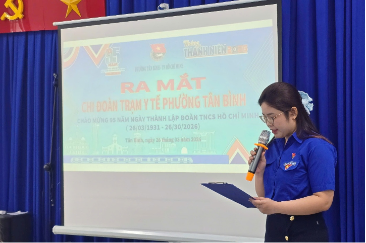 LỄ RA MẮT CHI ĐOÀN TRẠM Y TẾ PHƯỜNG TÂN BÌNH:  SỨC TRẺ CỦA NHỮNG CHIẾC ÁO BLOUSE TRẮNG