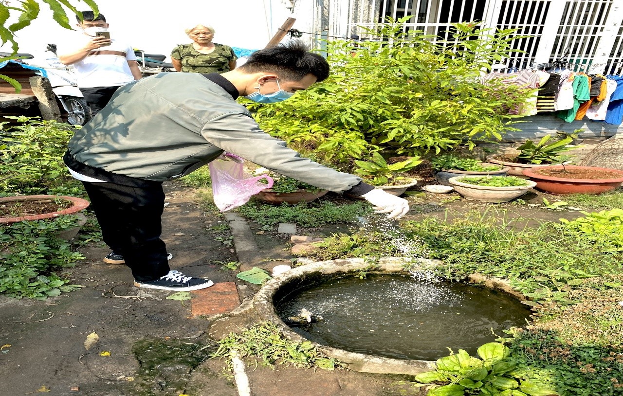 TRẠM Y TẾ PHƯỜNG 10 THỰC HIỆN GIÁM SÁT ĐIỂM NGUY CƠ PHÒNG BỆNH SỐT XUẤT HUYẾT ĐẦU THÁNG 03/2023  ​