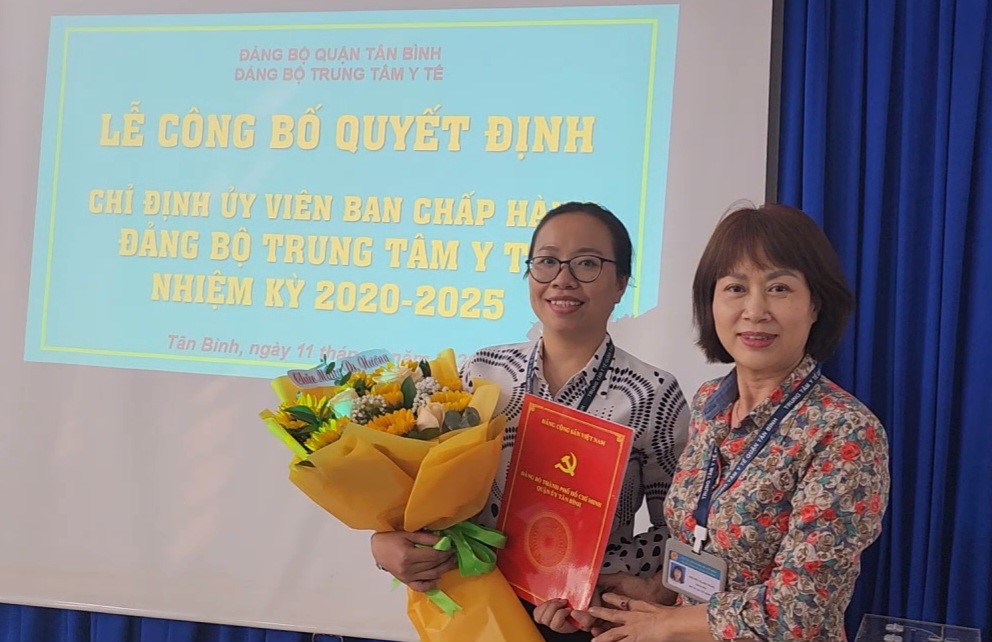 CÔNG BỐ QUYẾT ĐỊNH CHỈ ĐỊNH THAM GIA BAN CHẤP HÀNH ĐẢNG BỘ TRUNG TÂM Y TẾ QUẬN TÂN BÌNH NHIỆM KỲ 2020 - 2025