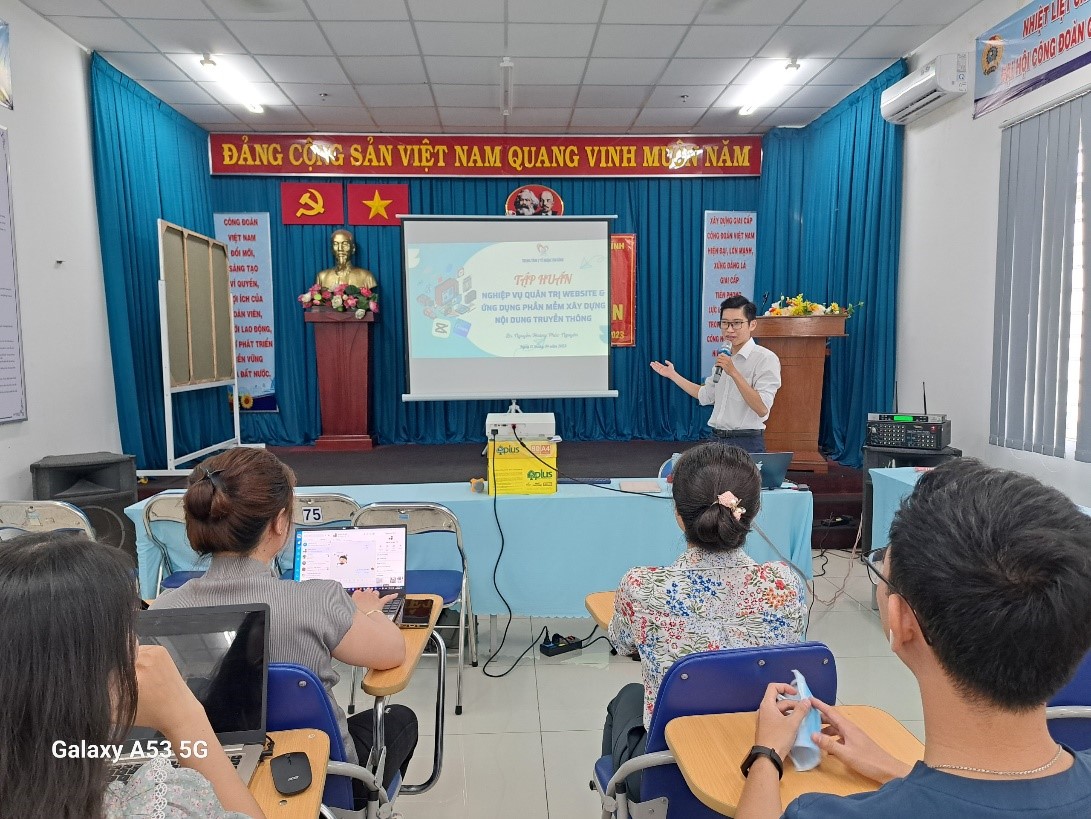 TRUNG TÂM Y TẾ QUẬN TÂN BÌNH TỔ CHỨC TẬP HUẤN NGHIỆP VỤ QUẢN TRỊ TRANG THÔNG TIN ĐIỆN TỬ VÀ ỨNG DỤNG PHẦN MỀM XÂY DỰNG NỘI DUNG TRUYỀN THÔNG NĂM 2023