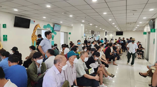 Nắng nóng, bệnh về da tăng mạnh