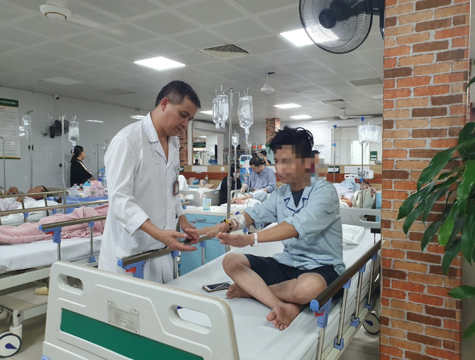 Thuốc lá điện tử gây tổn thương phổi cấp