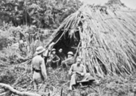 Chú còn quá trẻ chú vào hầm trước đi